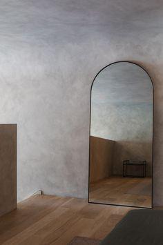 آینه قدی دیواری و ایستاده با قاب چوبی (m3770)