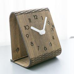ساعت رومیزی چوبی مدرن و دکوری (m27292)