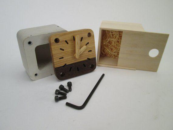 ساعت رومیزی چوبی مدرن و دکوری (m28101)|ایده ها