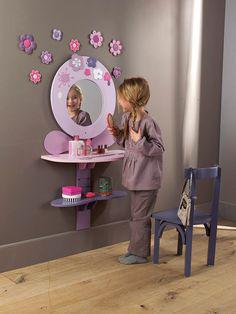 آینه دیواری اتاق کودک (m47995)