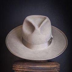 کلاه مردانه شیک (m58657)