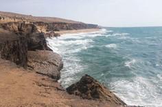 ساحل صخره ای چابهار (ساحل دریا بزرگ) - چابهار (m85777)