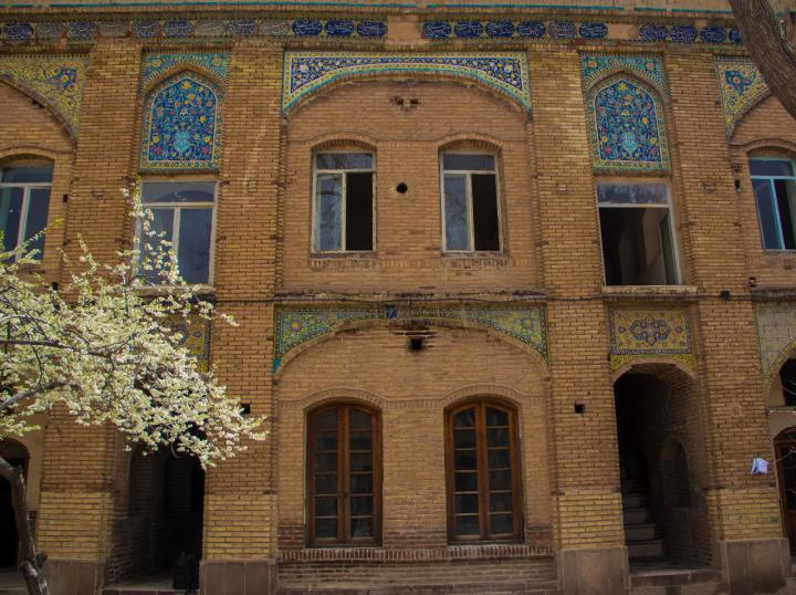 مسجد و مدرسه سردار، قزوین  - قزوین (m86582)|ایده ها