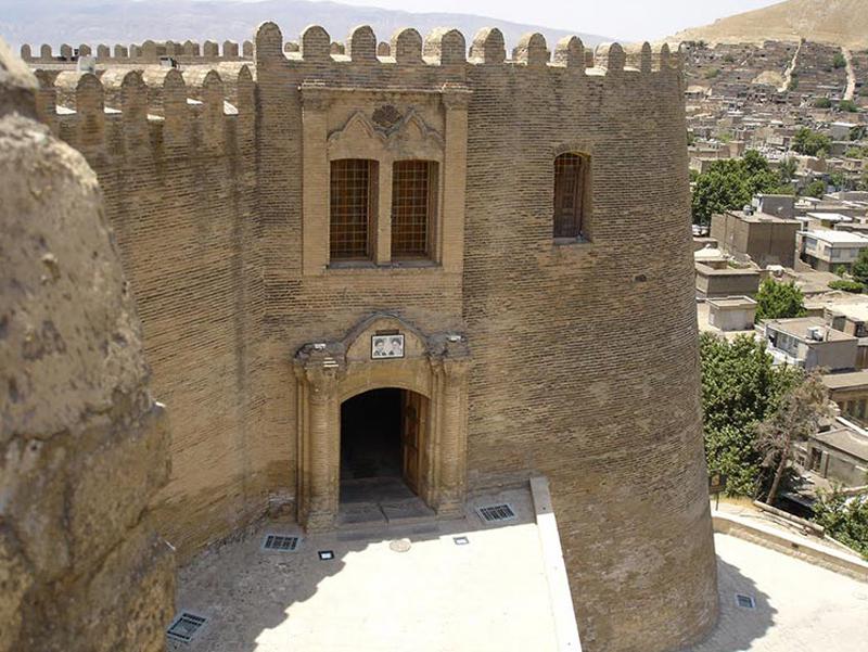 قلعه فلک الافلاک - خرم آباد (m86774)|ایده ها
