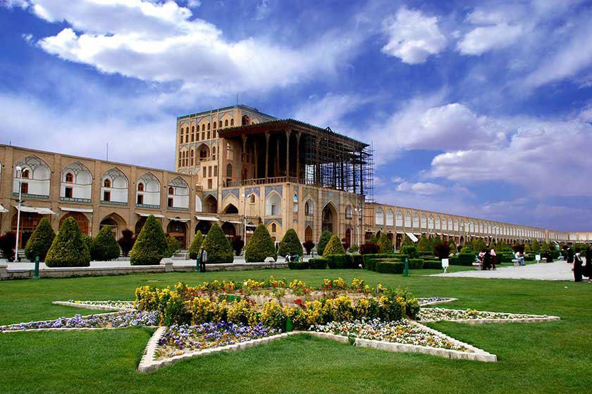 عمارت عالی قاپوی اصفهان - اصفهان (m85544)|ایده ها