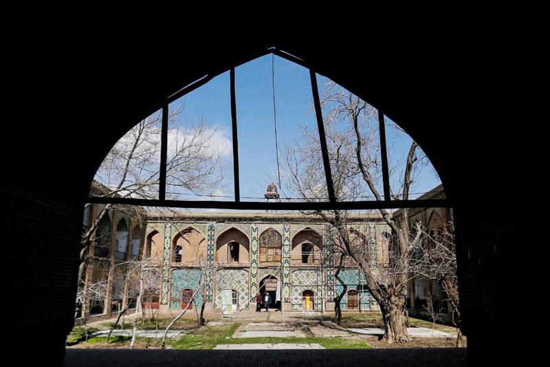 مسجد و مدرسه سردار، قزوین  - قزوین (m86576)|ایده ها