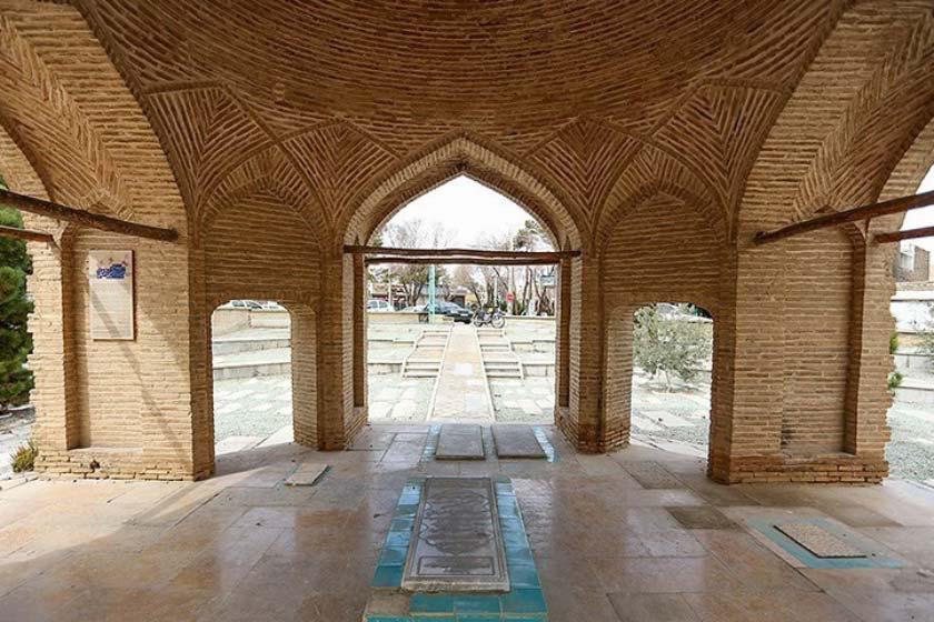 قبرستان تخت فولاد - اصفهان (m85514)|ایده ها