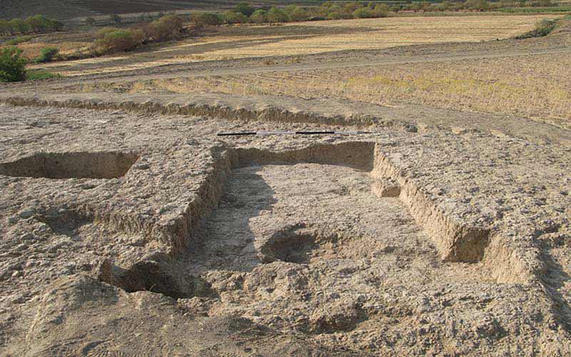 تپه باستانی گنج دره - هرسين (m88344)|ایده ها