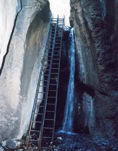 آبشار قره سو - کلات نادری (m93726)