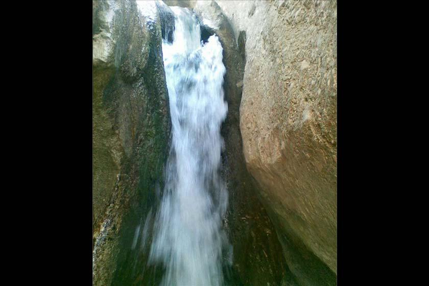 آبشار لادیز میرجاوه - زاهدان (m91067)|ایده ها