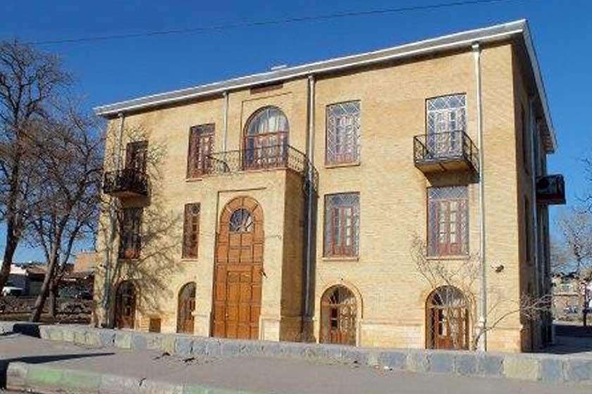موزه و عمارت دارایی زنجان - زنجان (m90224)|ایده ها