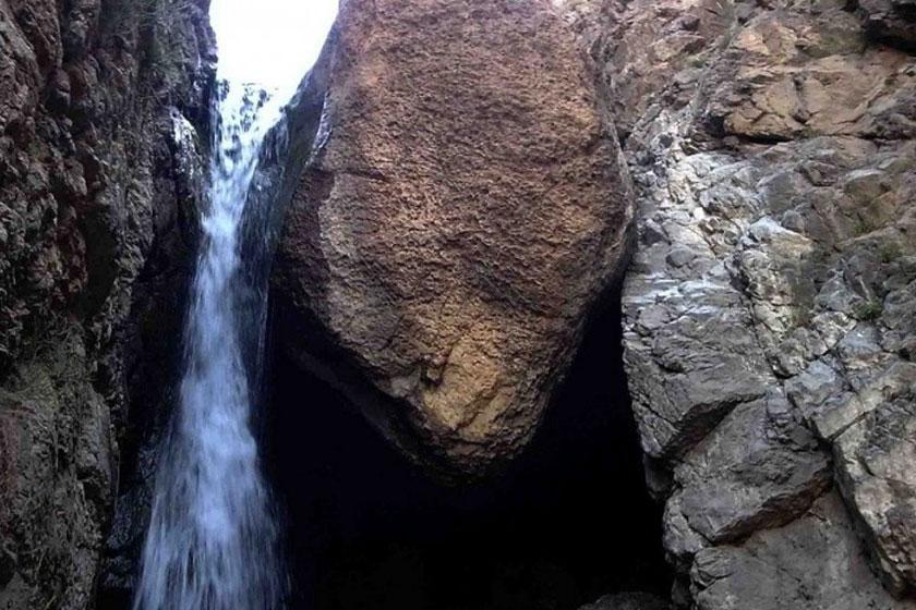 آبشار قره سو - کلات نادری (m93728)|ایده ها