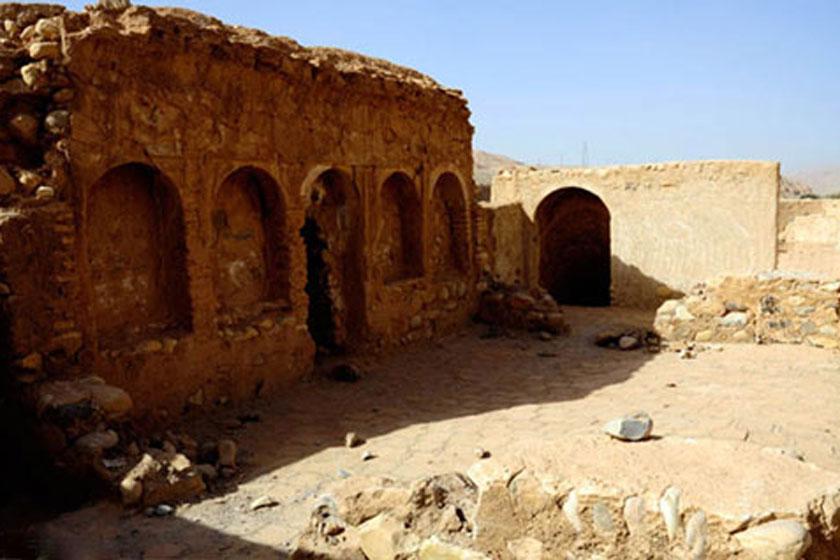 قلعه کنجانچم  - مهران (m89810)|ایده ها