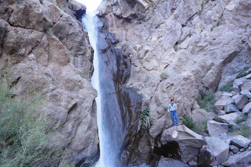 آبشار سوهان طالقان - طالقان (m90794)|ایده ها