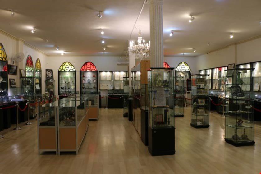 موزه فرهنگ و هنر استاد نصیر - تفرش (m89311)|ایده ها