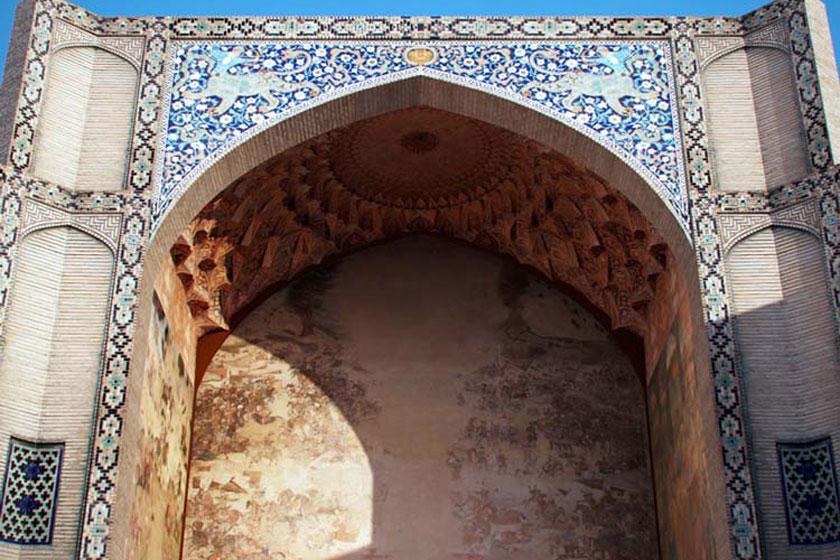 سردر بازار قیصریه - اصفهان (m87827)|ایده ها