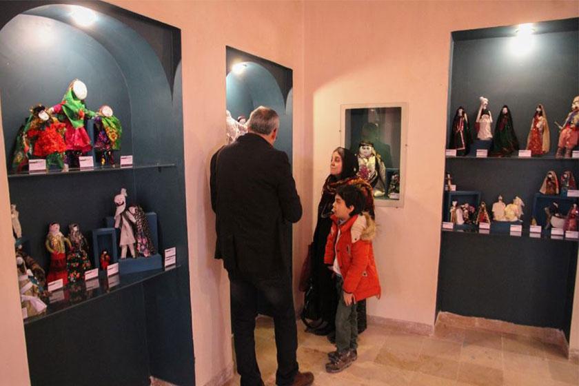 موزه عروسک باغ اکبریه - بیرجند (m93417)|ایده ها
