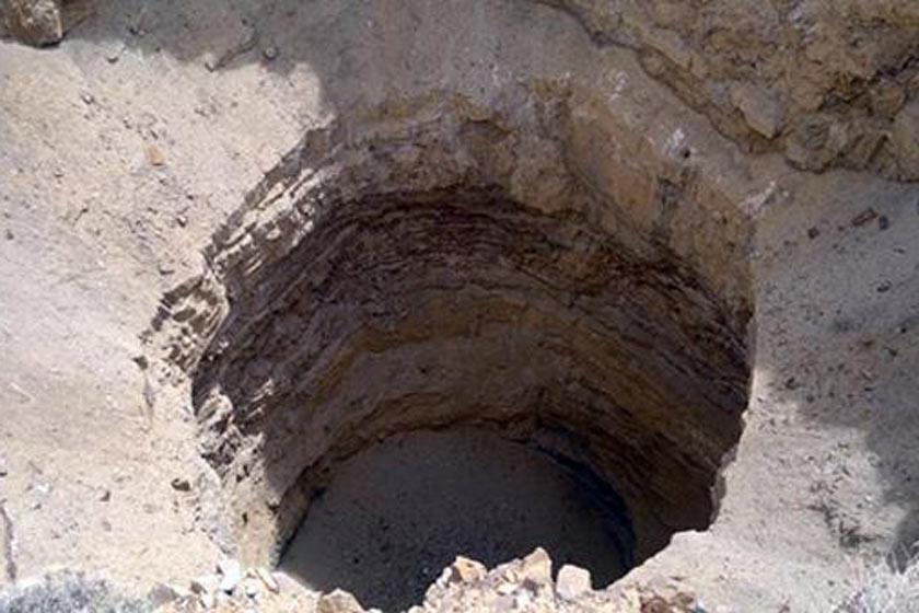 غار چاه دیو دامغان - دامغان (m90121)|ایده ها