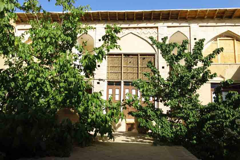 موزه مردم شناسی آشتیان (خانه میرزا هدایت الله وزیر دفتری) - آشتیان (m89319)|ایده ها