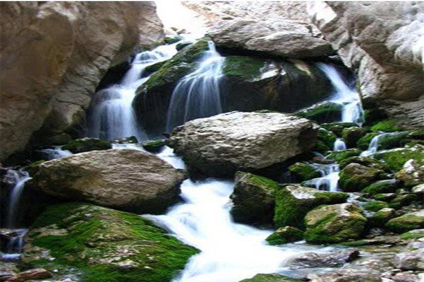آبشار تنگه رود قر - سميرم (m91543)|ایده ها