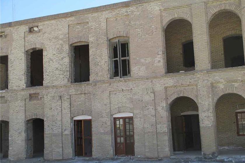 ساختمان تاریخی هلال احمر (کنسولگری انگلیس) - خرمشهر (m92370)|ایده ها
