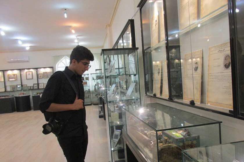 موزه فرهنگ و هنر استاد نصیر - تفرش (m89312)|ایده ها