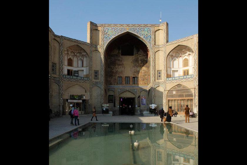 سردر بازار قیصریه - اصفهان (m87828)|ایده ها