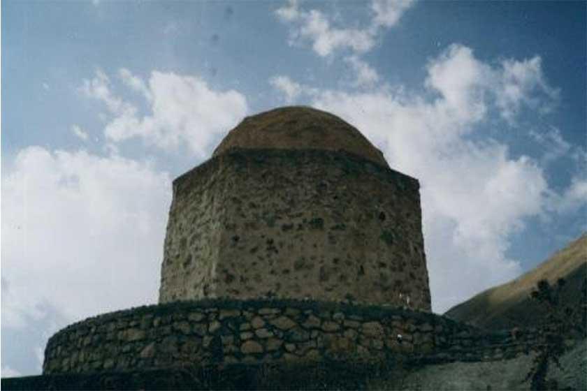 برج سنگی دیده بانی مزداران - فیروزکوه (m90678)|ایده ها