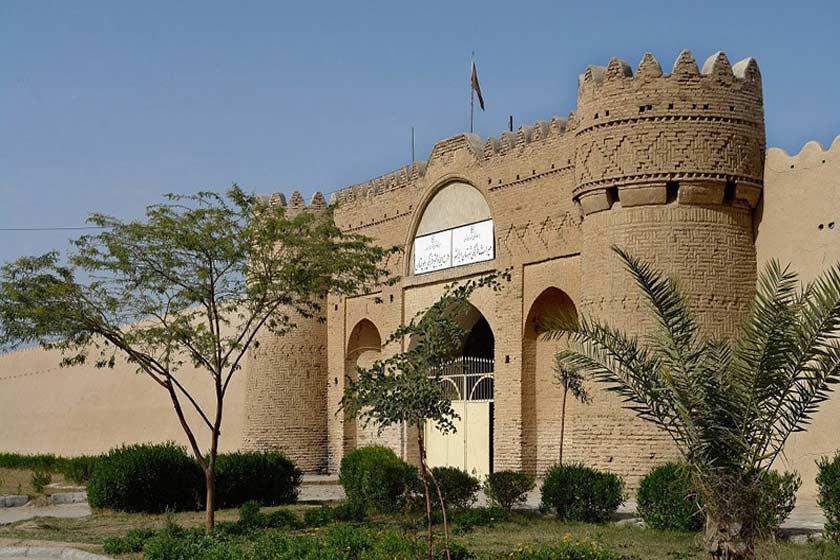 قلعه ناصری ایرانشهر - ایرانشهر (m92161)|ایده ها