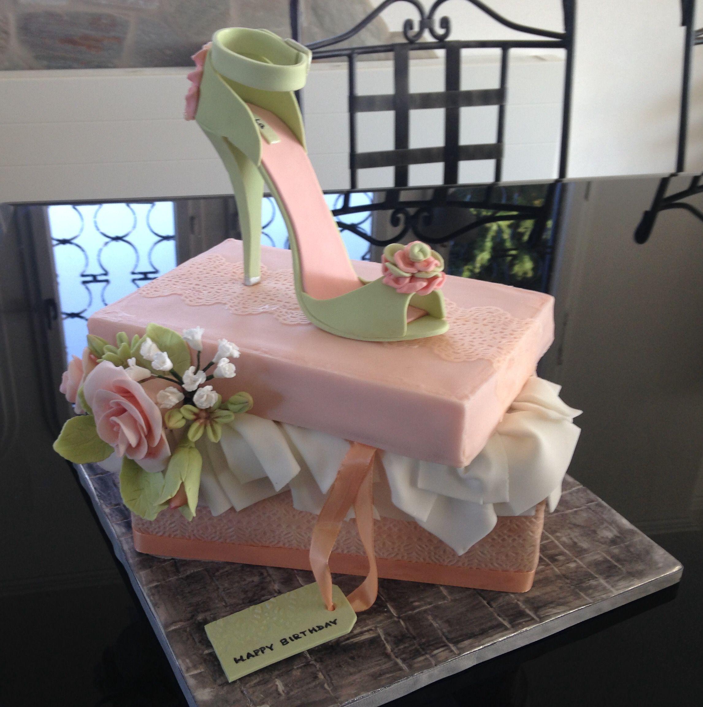 مدل کیک روز زن (m149207)|ایده ها