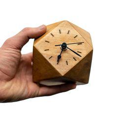 ساعت رومیزی چوبی مدرن و دکوری (m196565)