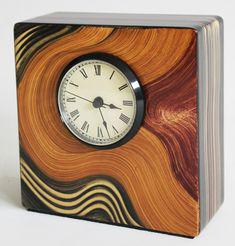 ساعت رومیزی چوبی مدرن و دکوری (m196582)
