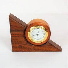 ساعت رومیزی چوبی مدرن و دکوری (m257770)