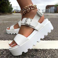 کفش لژدار سفید