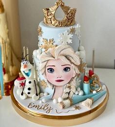 کیک تولد دخترانه السا و انا فوندانت زیبا