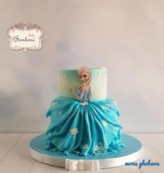 کیک تولد دخترانه السا و انا تزئین با دامن السا