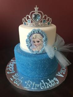 کیک تولد دخترانه السا و انا تزئین تاج السا