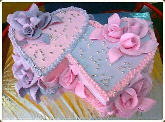 کیک تولد دخترانه قلب دو قلب به هم چسبیده|لیدی