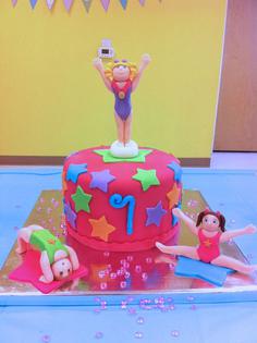 کیک تولد دخترانه اسپرت دختر ورزشکار
