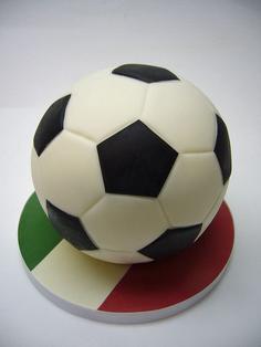 کیک تولد دخترانه اسپرت توپ فوتبال