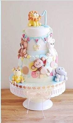 کیک تولد دخترانه حیوانات فانتزی