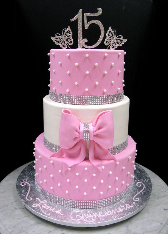 کیک تولد دخترانه صورتی با تزئین پاپیون|لیدی