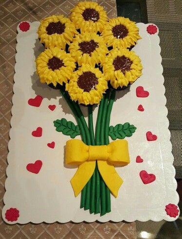 کیک تولد دخترانه گل به شکل دسته گل آفتابگردان|لیدی
