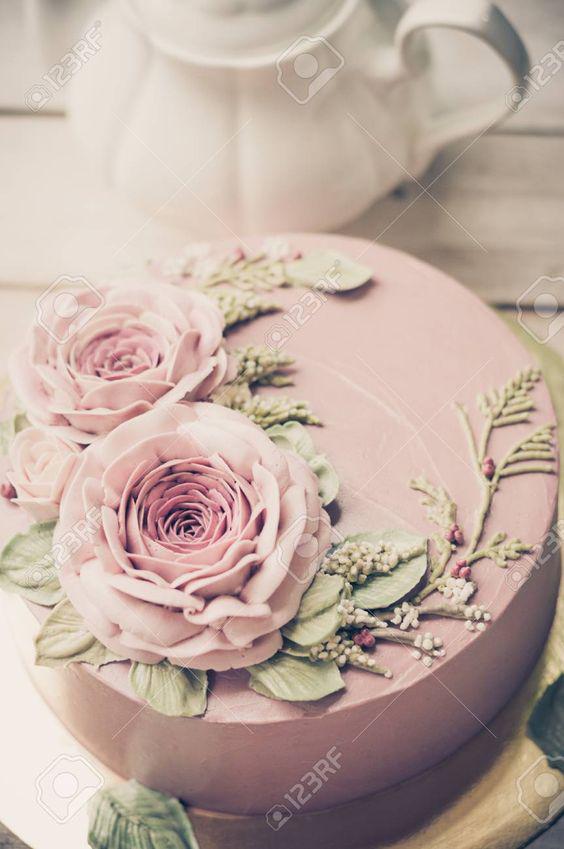 کیک تولد دخترانه گل تزئین با گل فوندانت|لیدی
