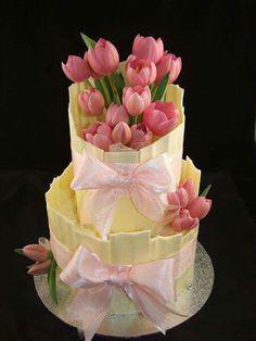 کیک تولد دخترانه گل چند طبقه ی خاص|لیدی