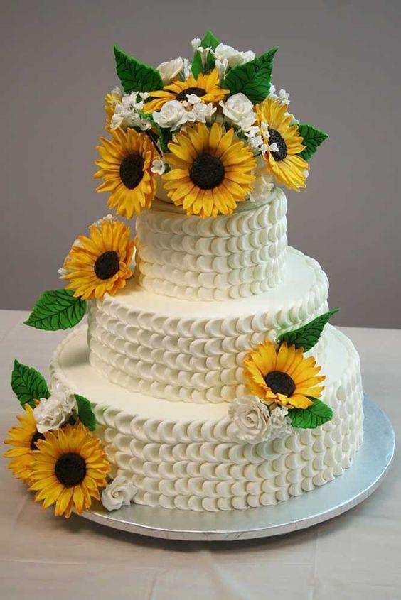 کیک تولد دخترانه گل تزئین با گل آفتابگردن طبیعی|لیدی