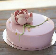 کیک تولد دخترانه گل نیلوفر