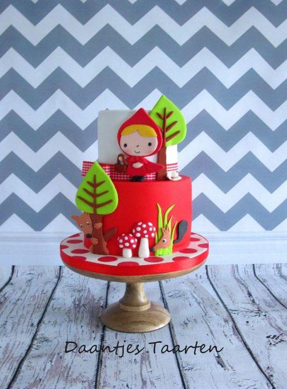 کیک تولد دخترانه فانتزی شنل قرمزی|لیدی