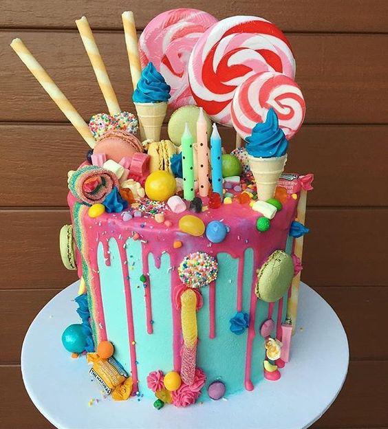 کیک تولد دخترانه فانتزی سبک رویایی|لیدی