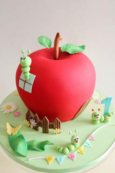 کیک تولد دخترانه فانتزی سیب
